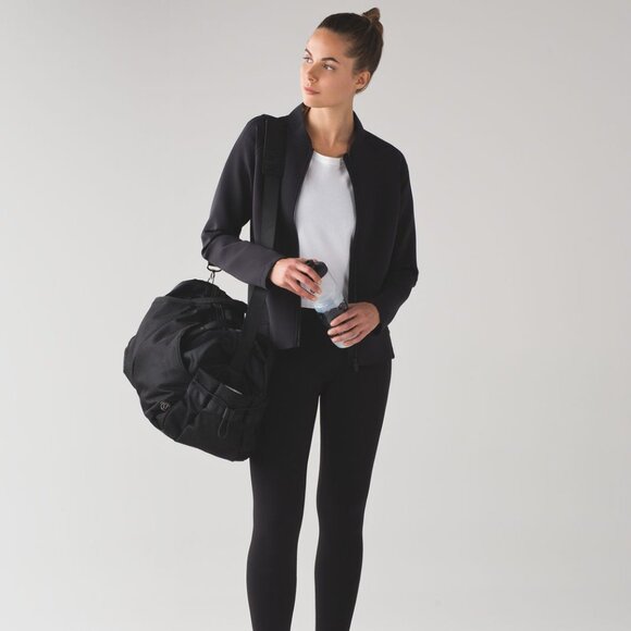 Lululemon Black Embrace The Space Jacket - Picture 3 of 11